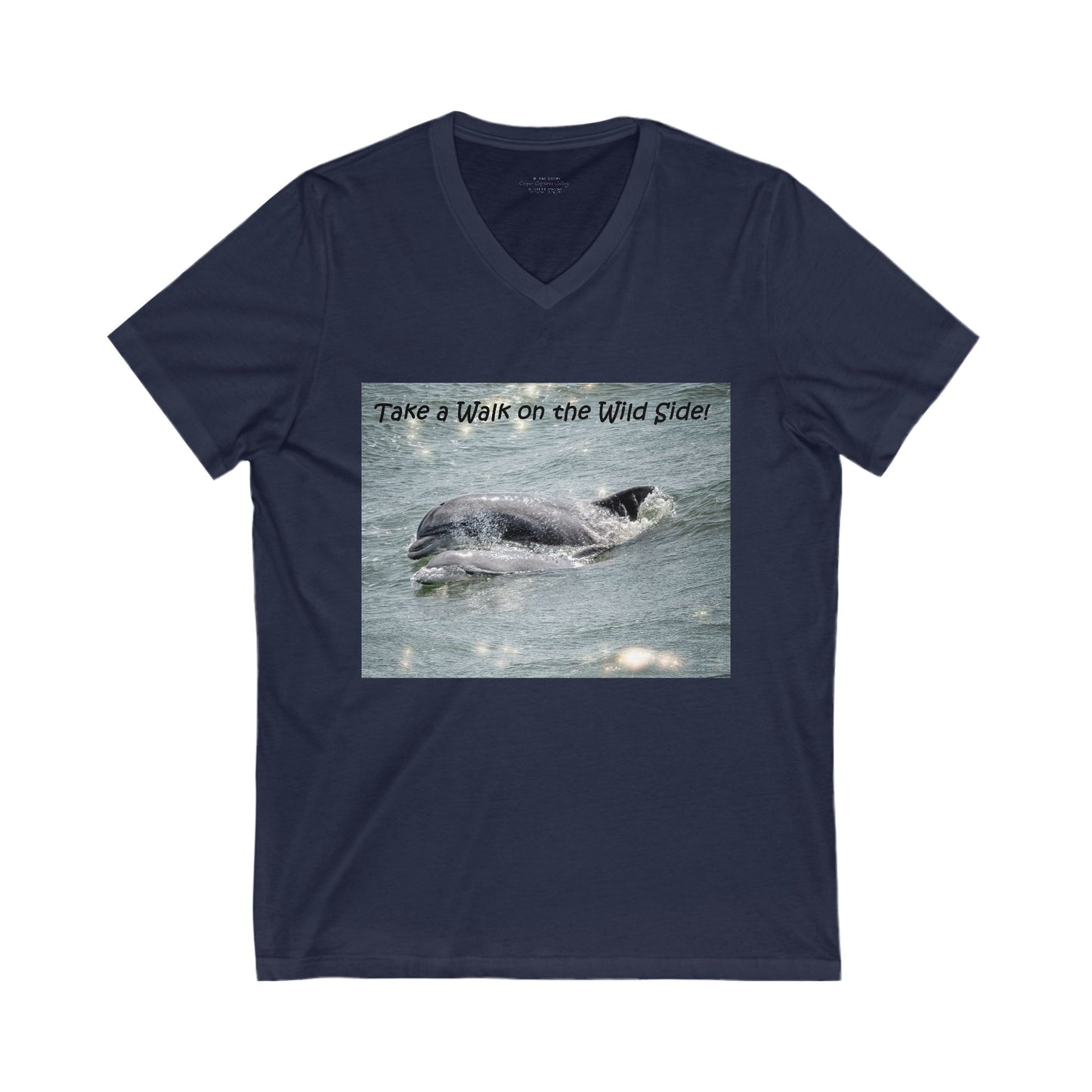Playful dolphin and baby in the ocean - V-Neck Tee-shirt