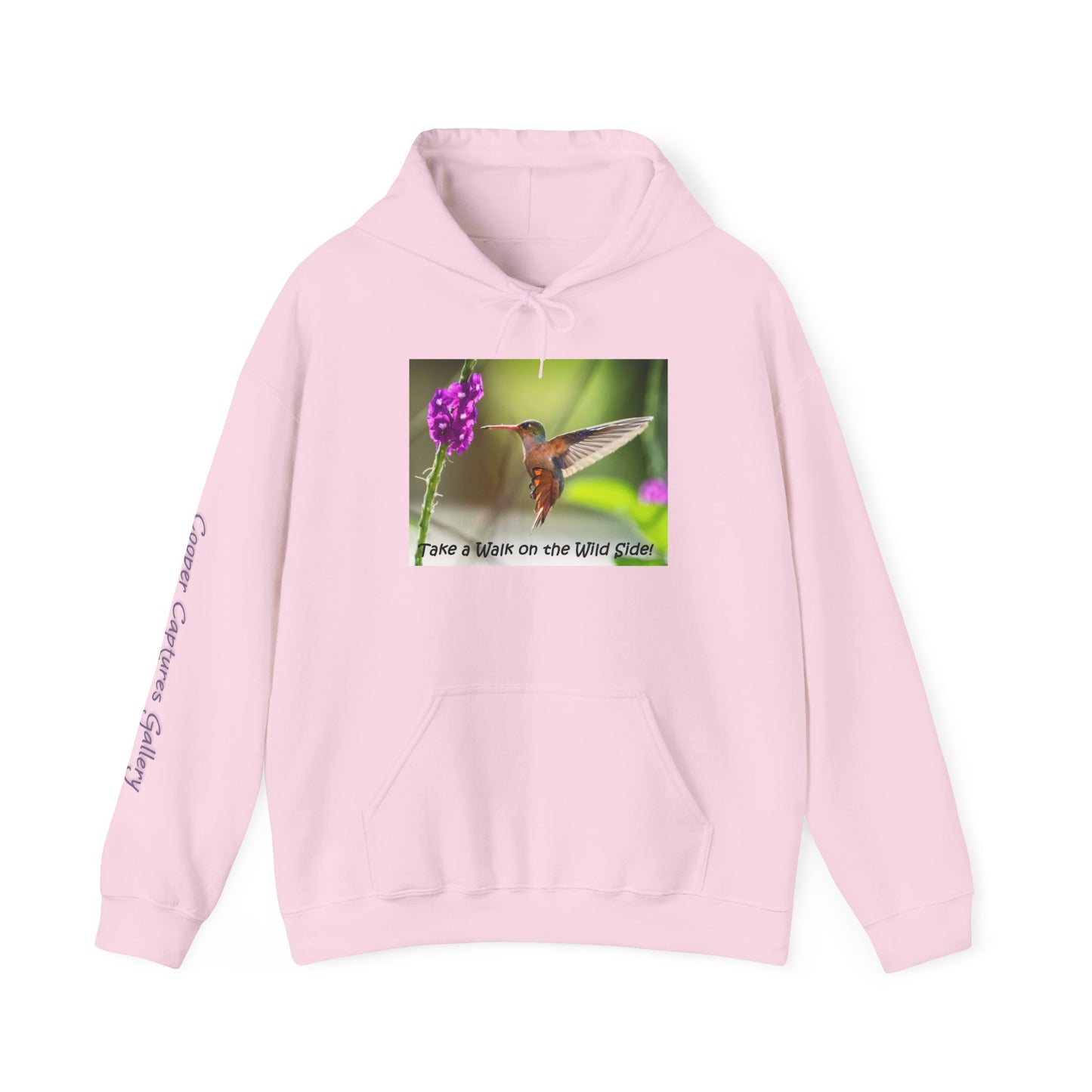 Costa Rican Rufous-tailed Hummingbird in flight - Heavy Blend™ Hooded Sweatshirt