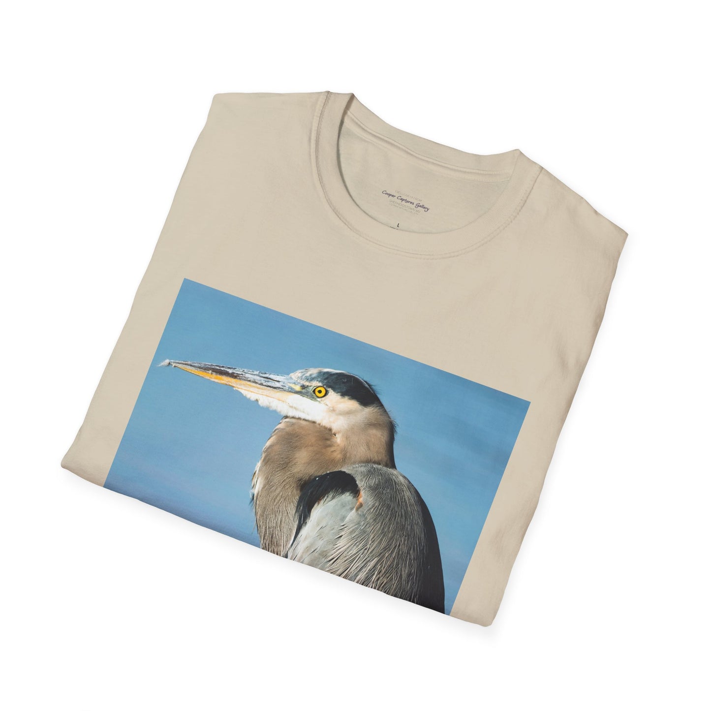 Stunning Great Blue Heron head study - T-shirt