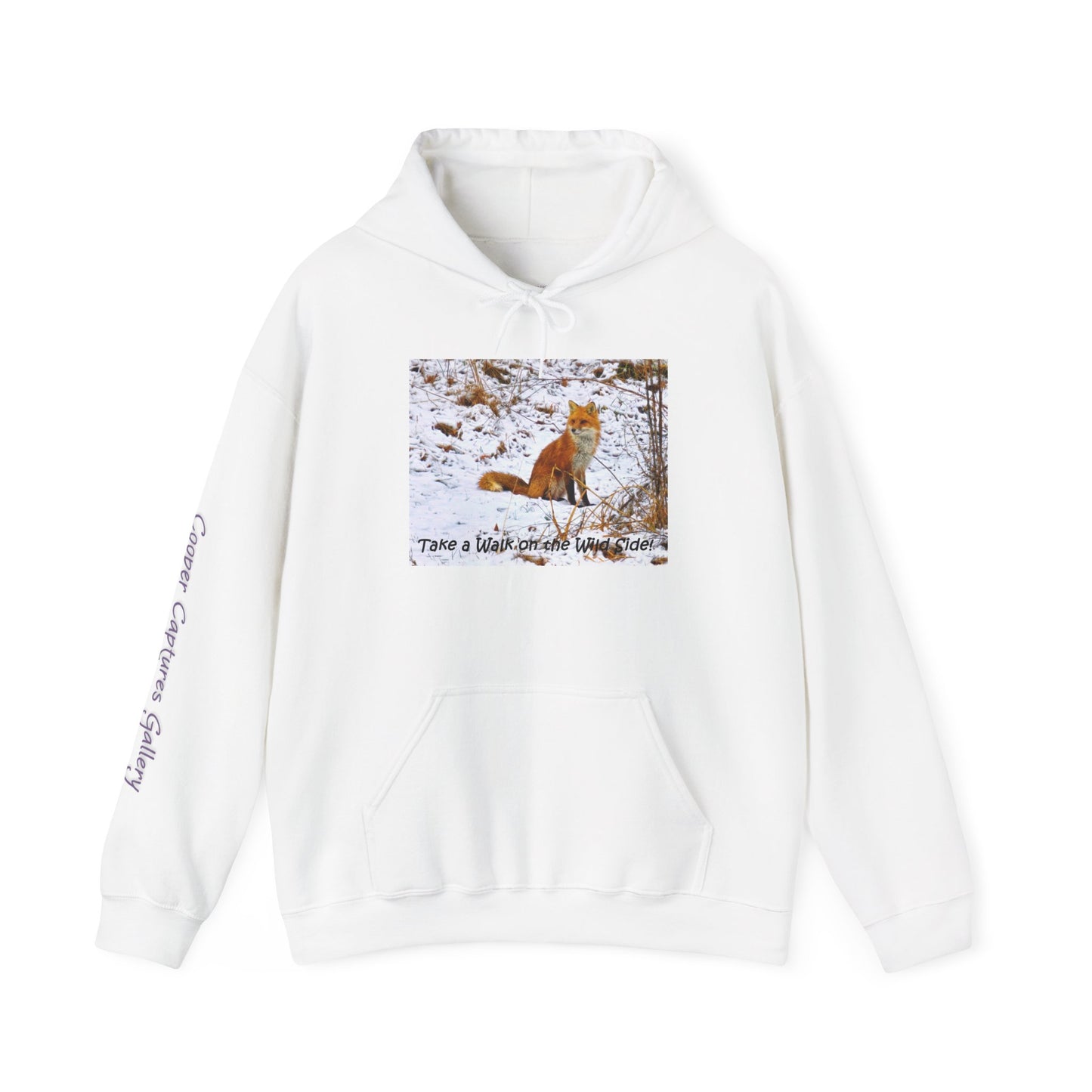 Red Fox in winter time - Heavy Blend™ Hooded Sweatshirt