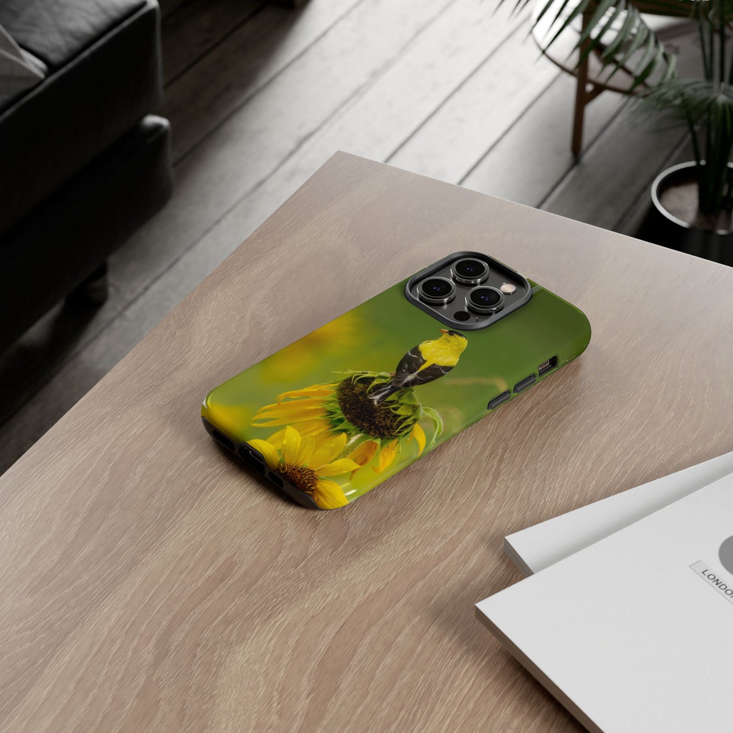 Goldfinch – Tough Phone Case
