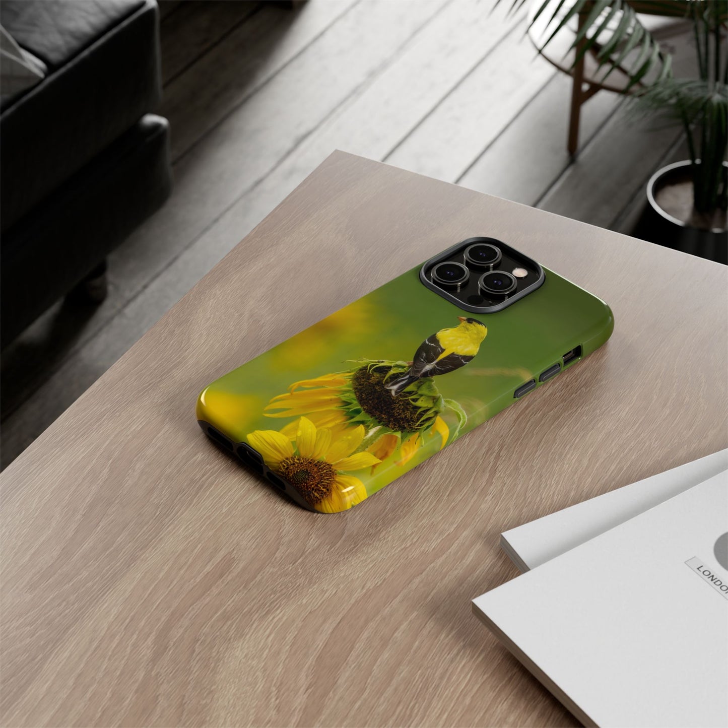 Goldfinch – Tough Phone Case