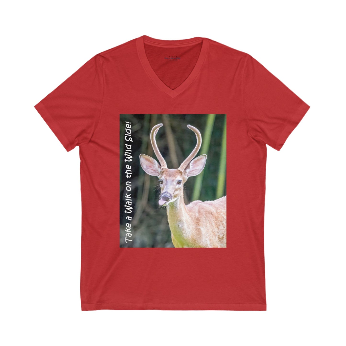 Funky-faced young deer buck - V-Neck Tee-Shirt