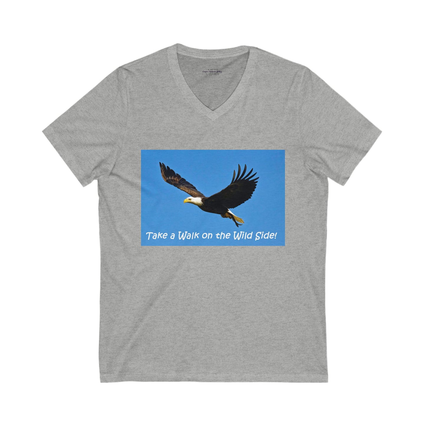 American Bald Eagle in flight - V-Neck Tee-Shirt
