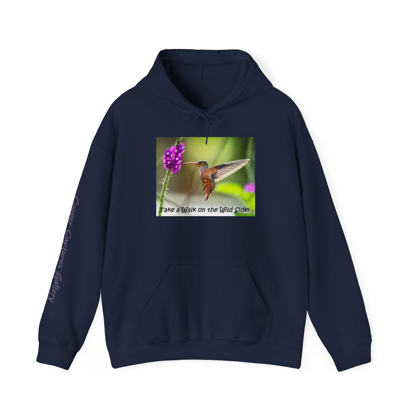 Costa Rican Rufous-tailed Hummingbird in flight - Heavy Blend™ Hooded Sweatshirt