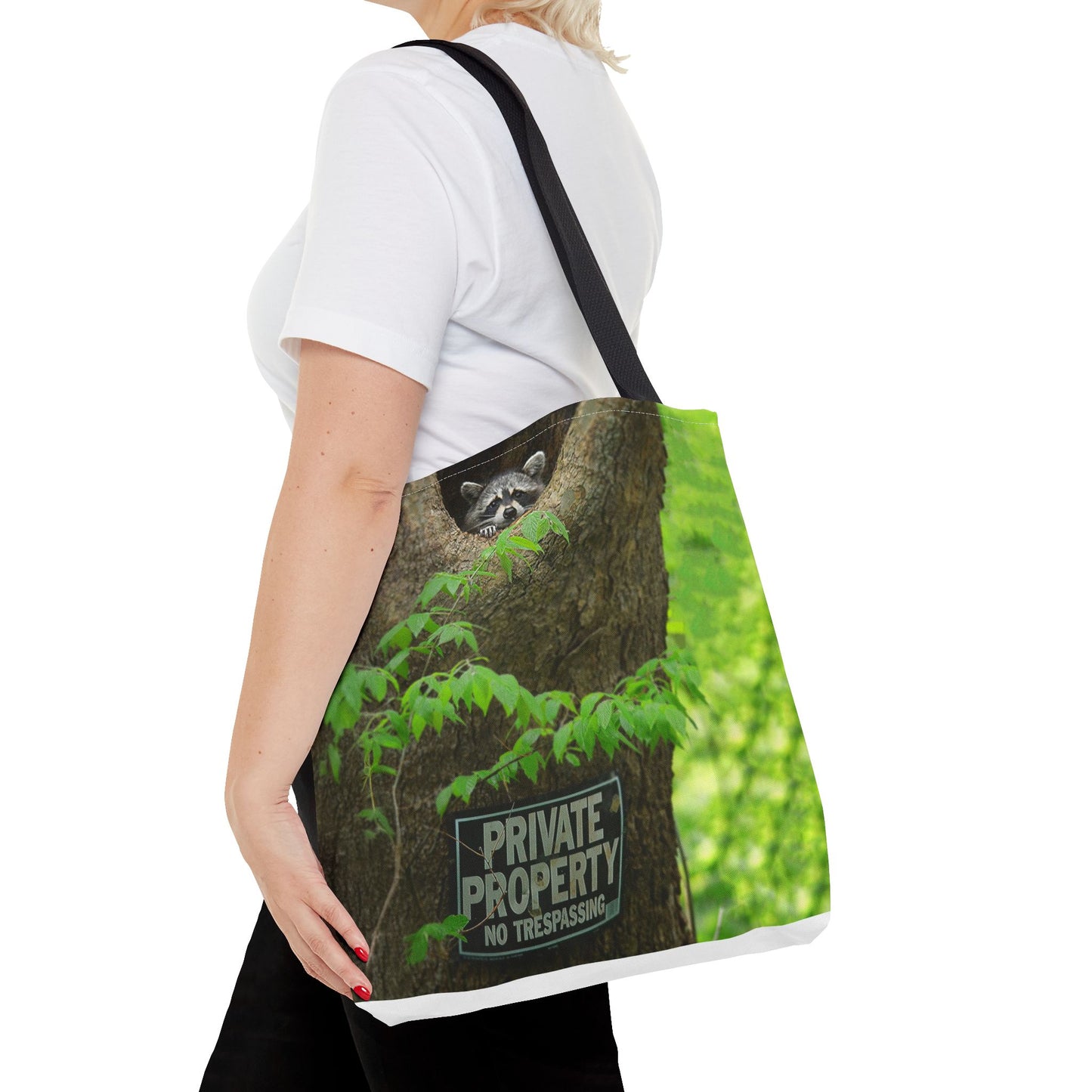 Whimsical Raccoon Tote Bag – Nature Lover’s Eco-Friendly Bag