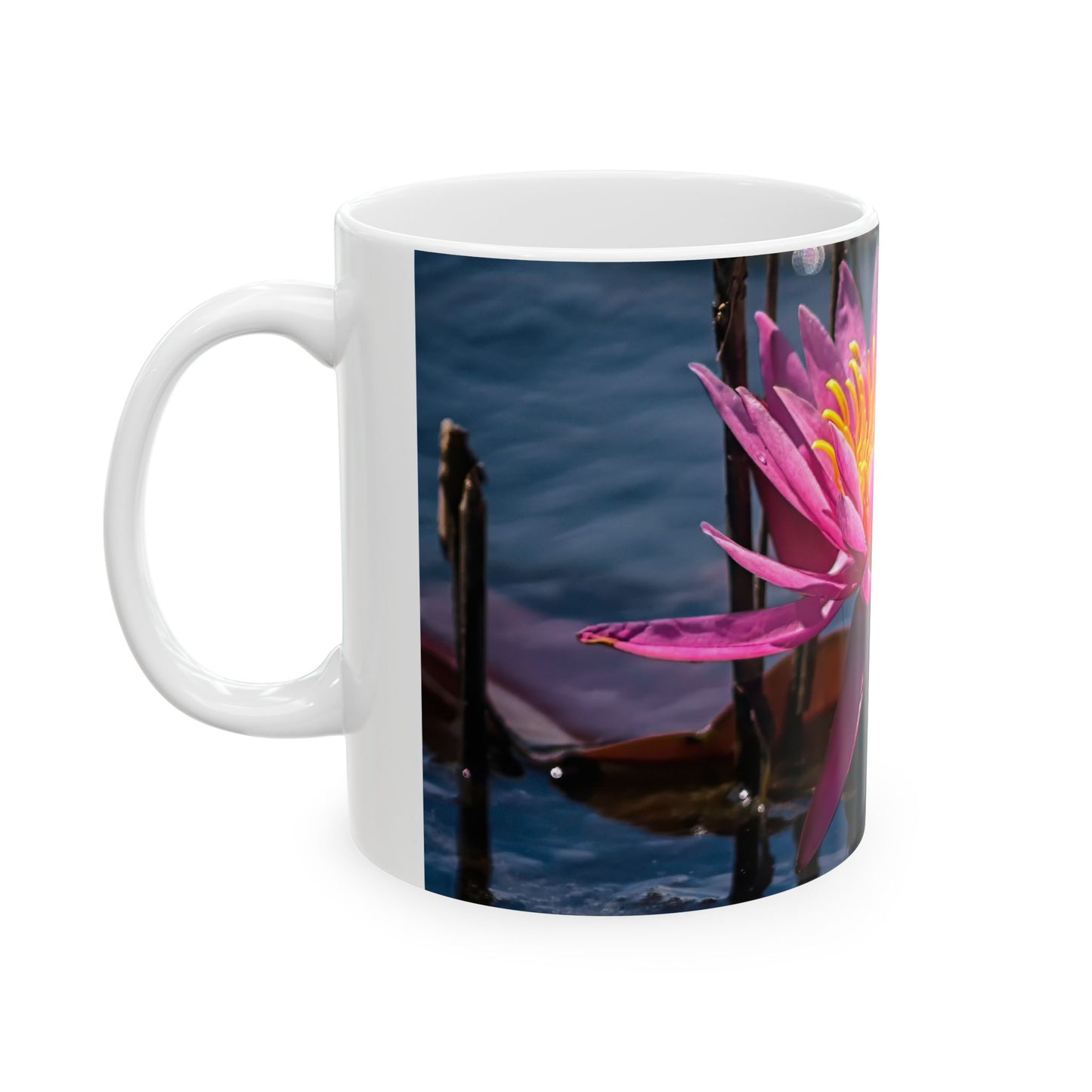 Water Lily - White interior mug