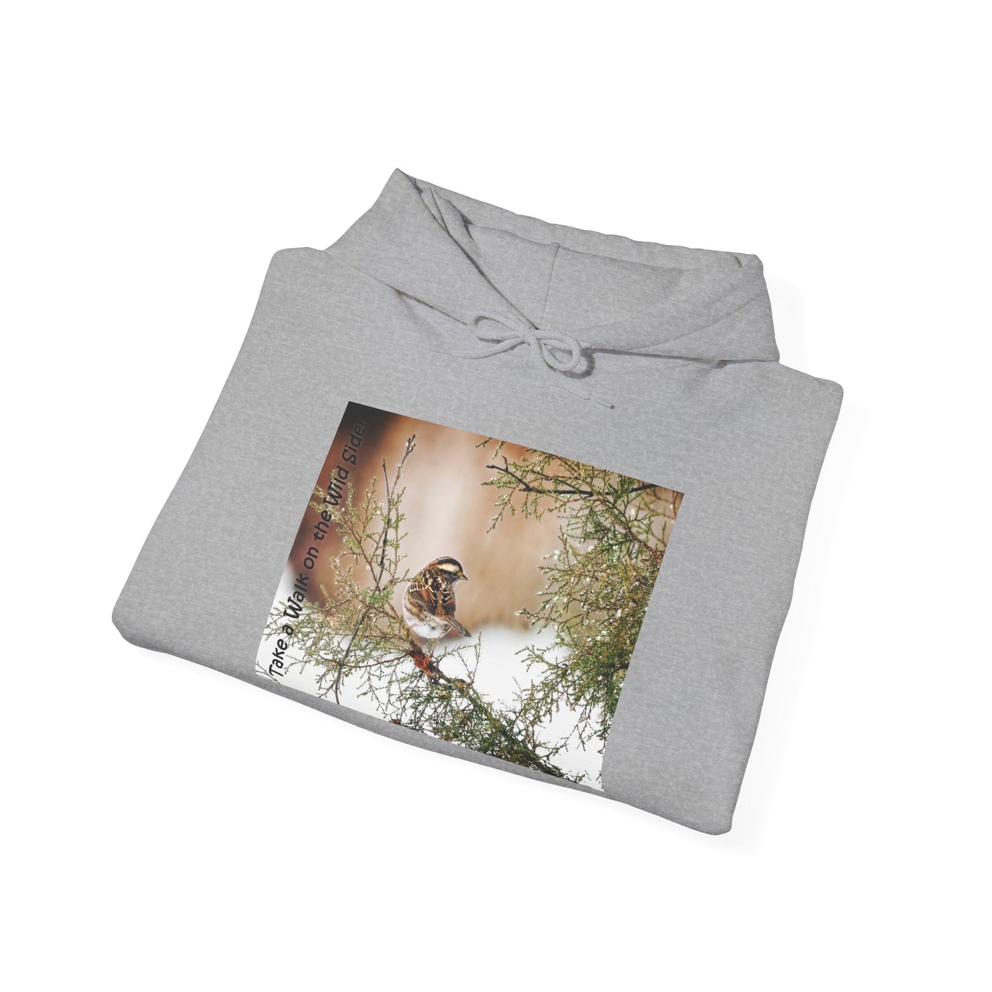 Sparrow in an evergreen with snow - Heavy Blend™ Hooded Sweatshirt