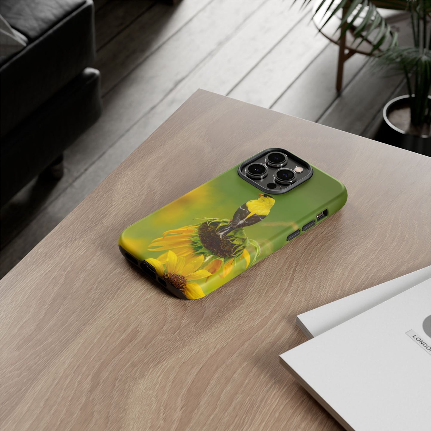 Goldfinch – Tough Phone Case