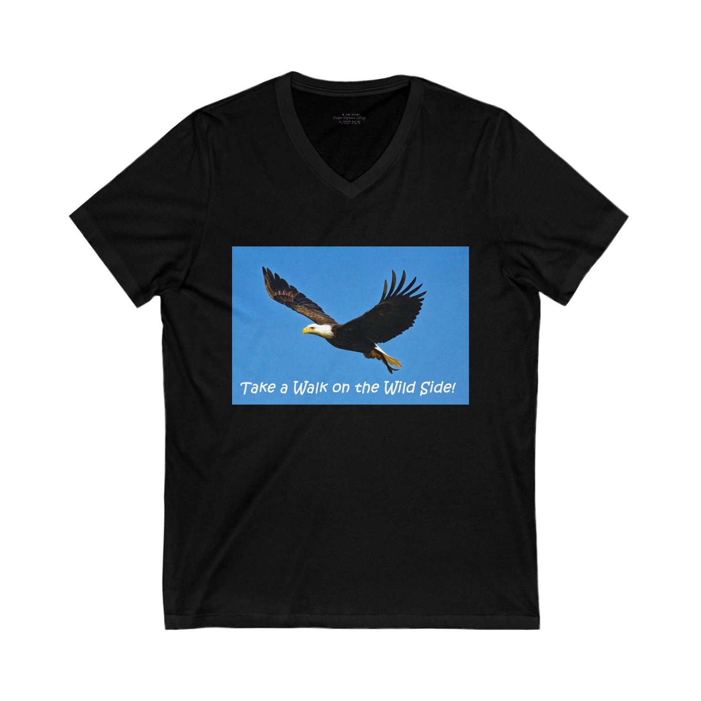 American Bald Eagle in flight - V-Neck Tee-Shirt