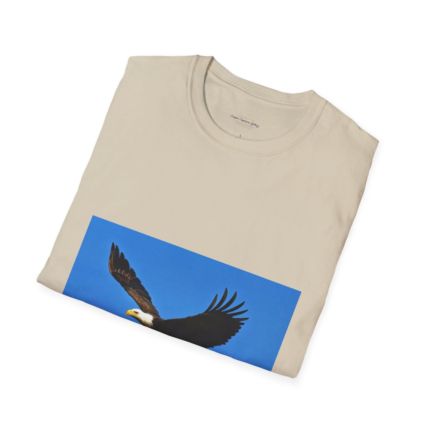American Bald Eagle in flight - T-shirt