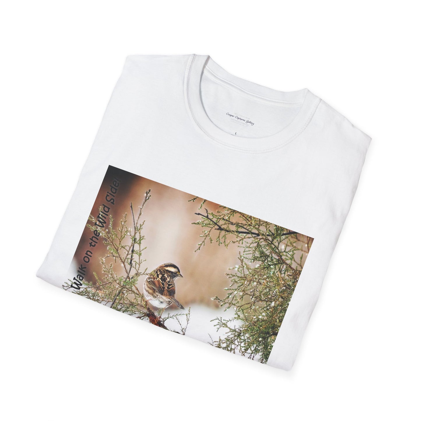 Sparrow sitting in an evergreen surrounded by snow - T-shirt