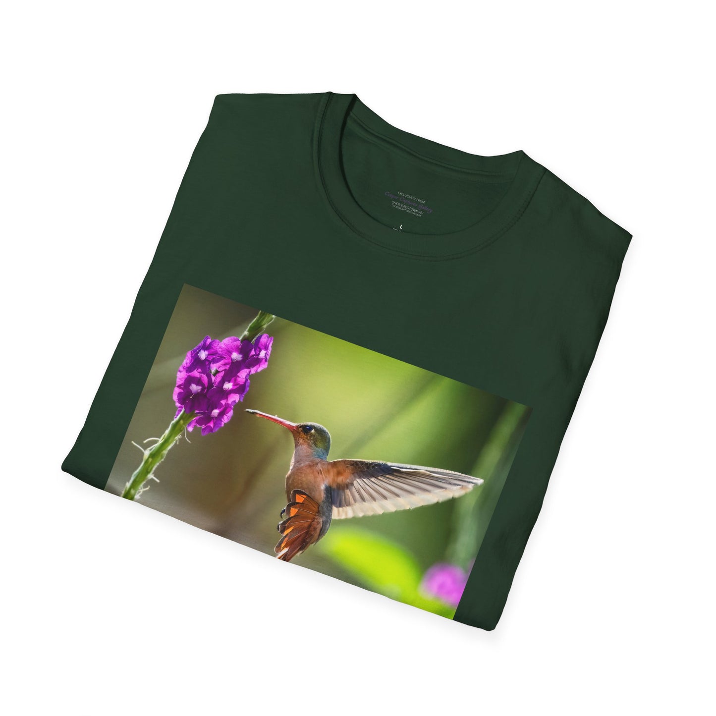 Costa Rican Rufous-tailed hummingbird in flight - T-shirt