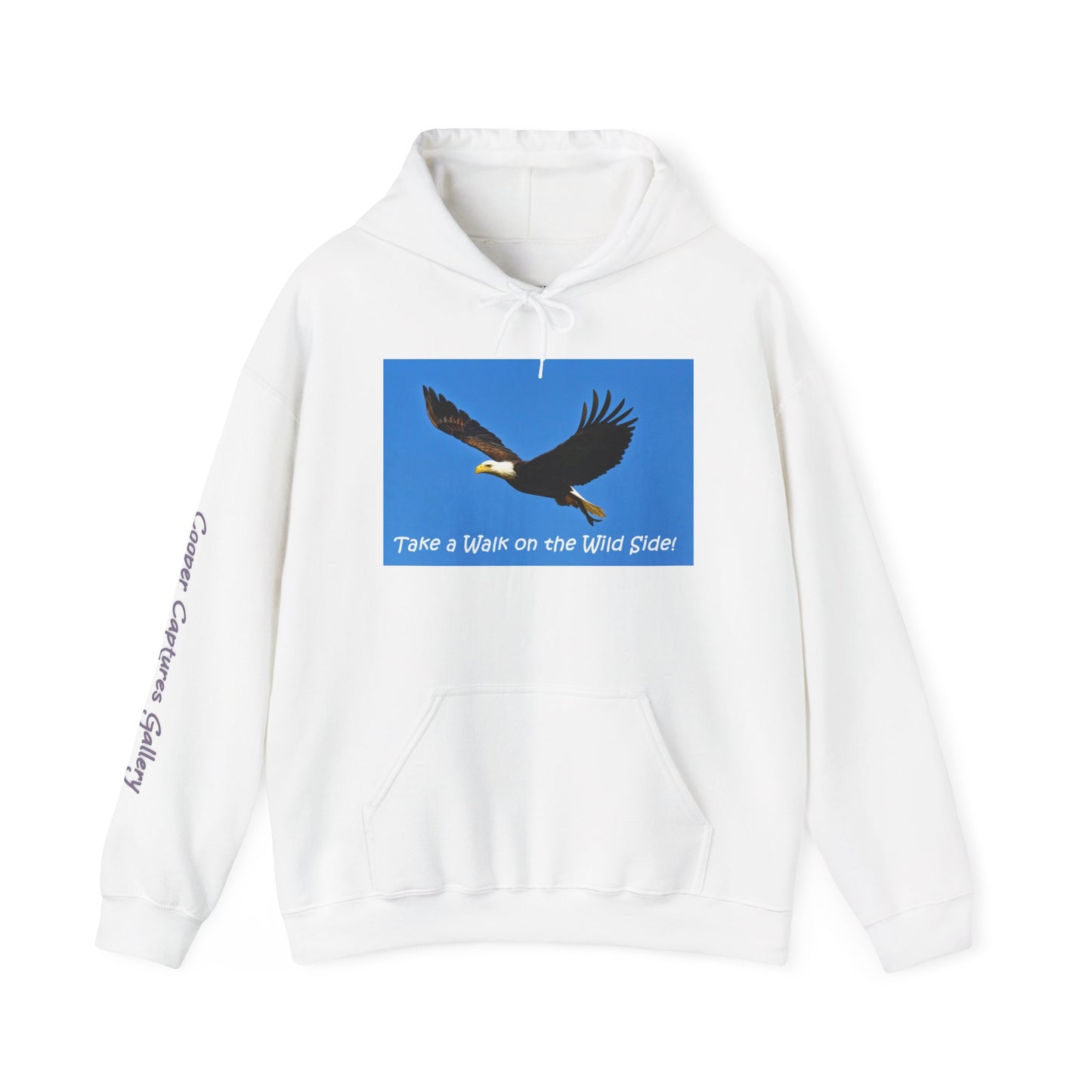 American Bald Eagle in Flight - Heavy Blend™ Hooded Sweatshirt
