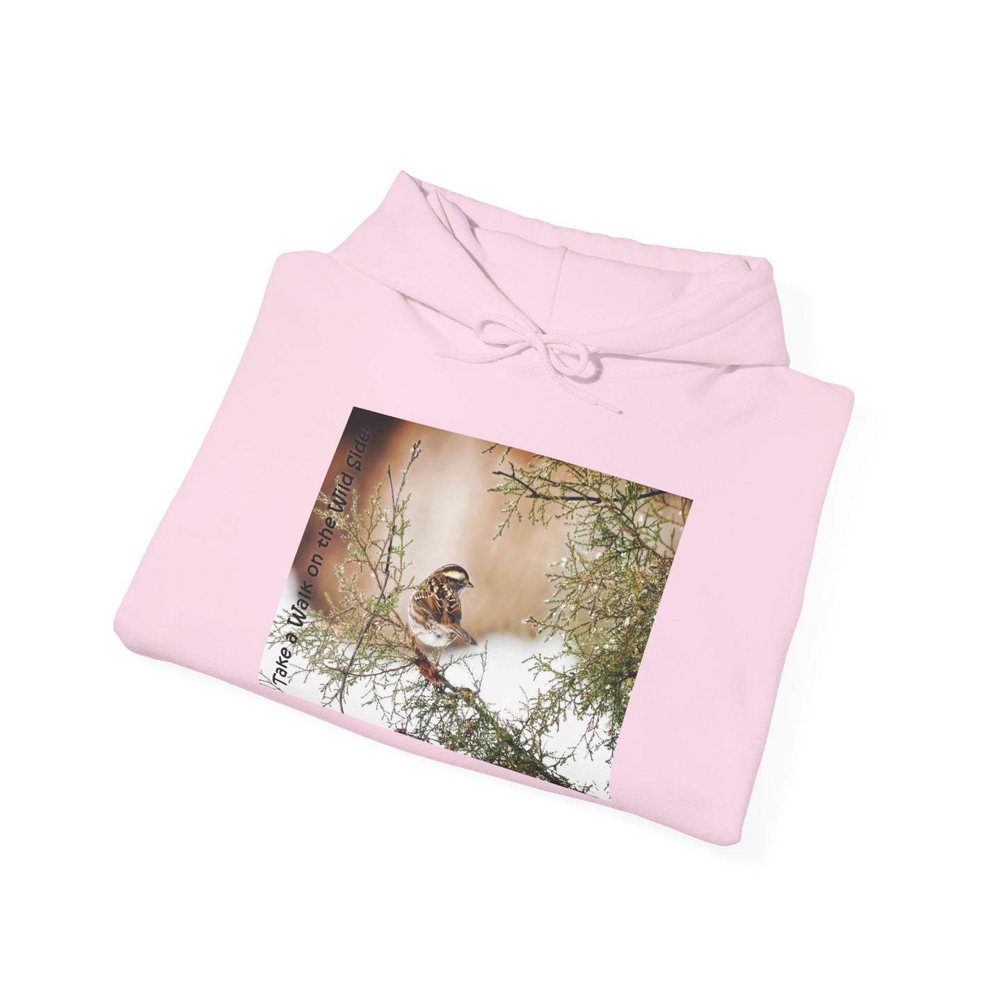 Sparrow in an evergreen with snow - Heavy Blend™ Hooded Sweatshirt