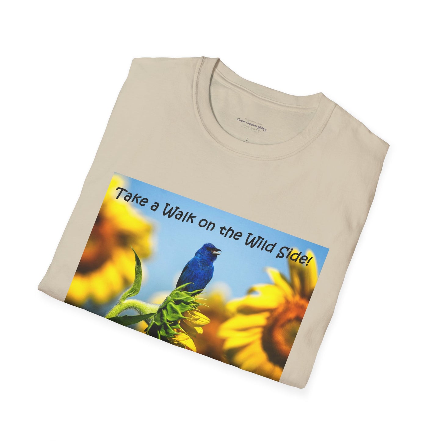 Indigo bunting on sunflowers with a blue sky - T-shirt
