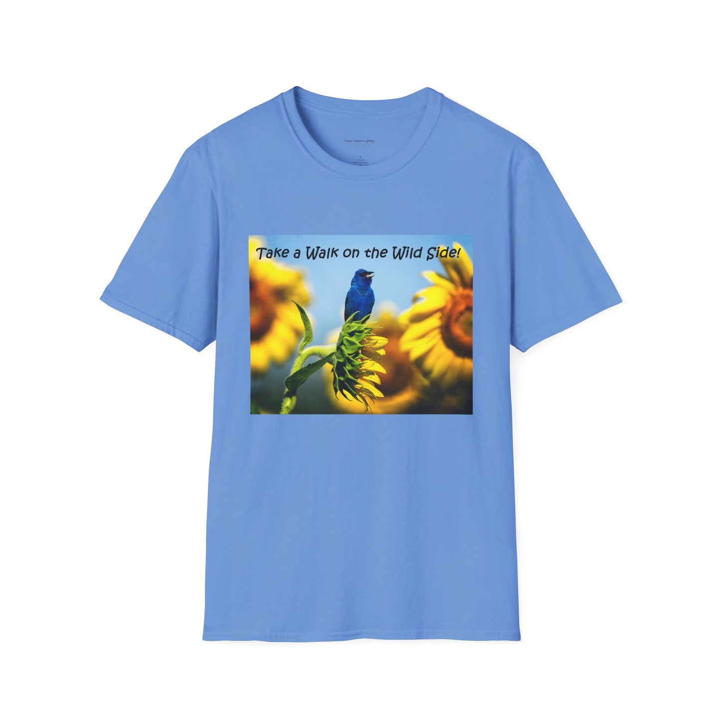 Indigo bunting on sunflowers with a blue sky - T-shirt