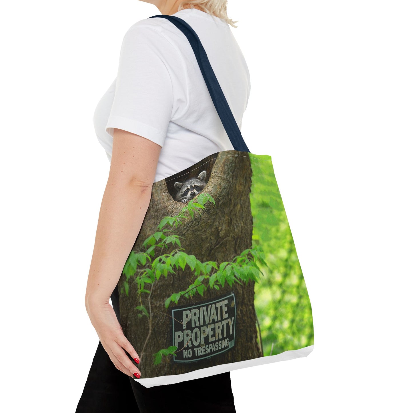 Whimsical Raccoon Tote Bag – Nature Lover’s Eco-Friendly Bag