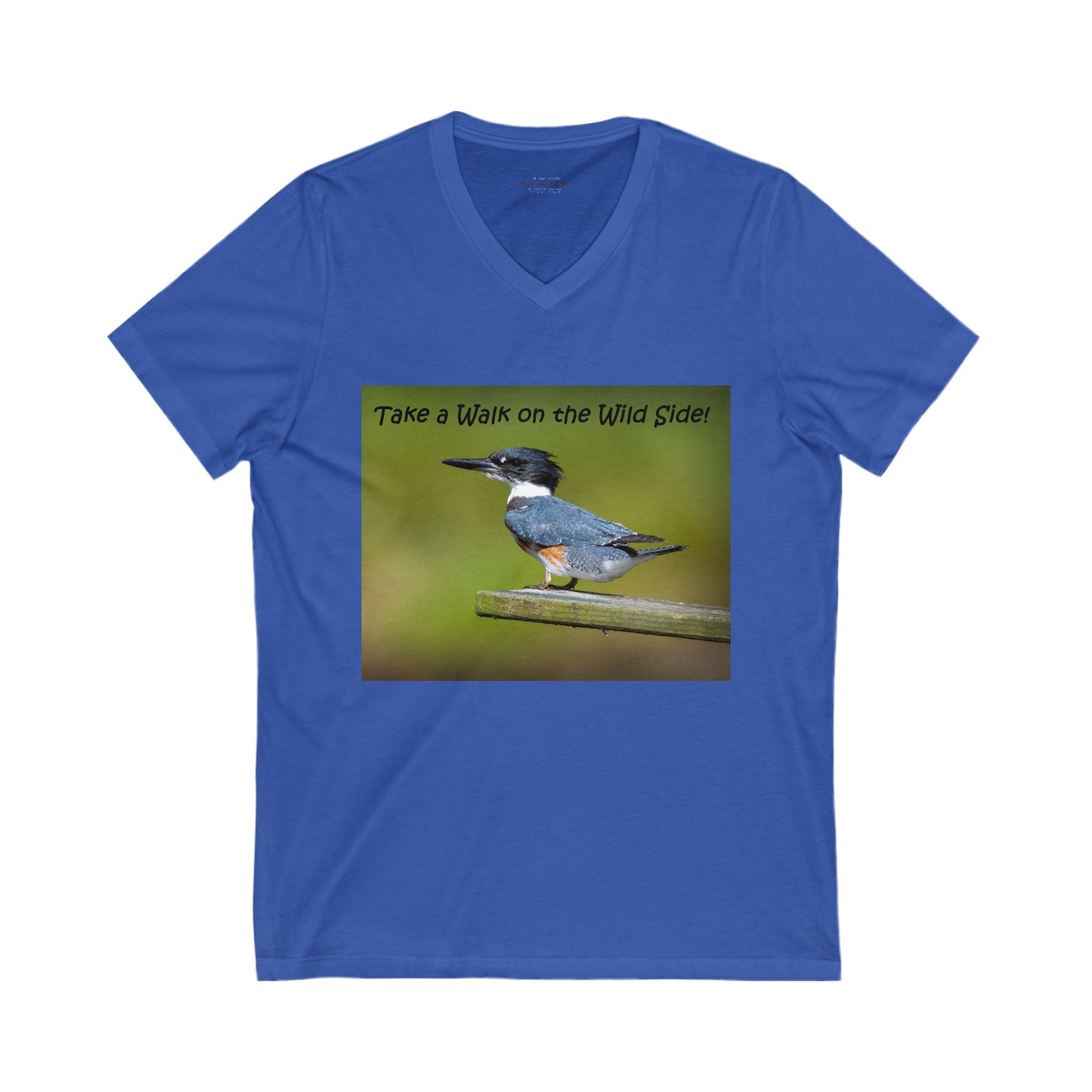 Noble Kingfisher sits watching for prey - V-Neck Tee-shirt
