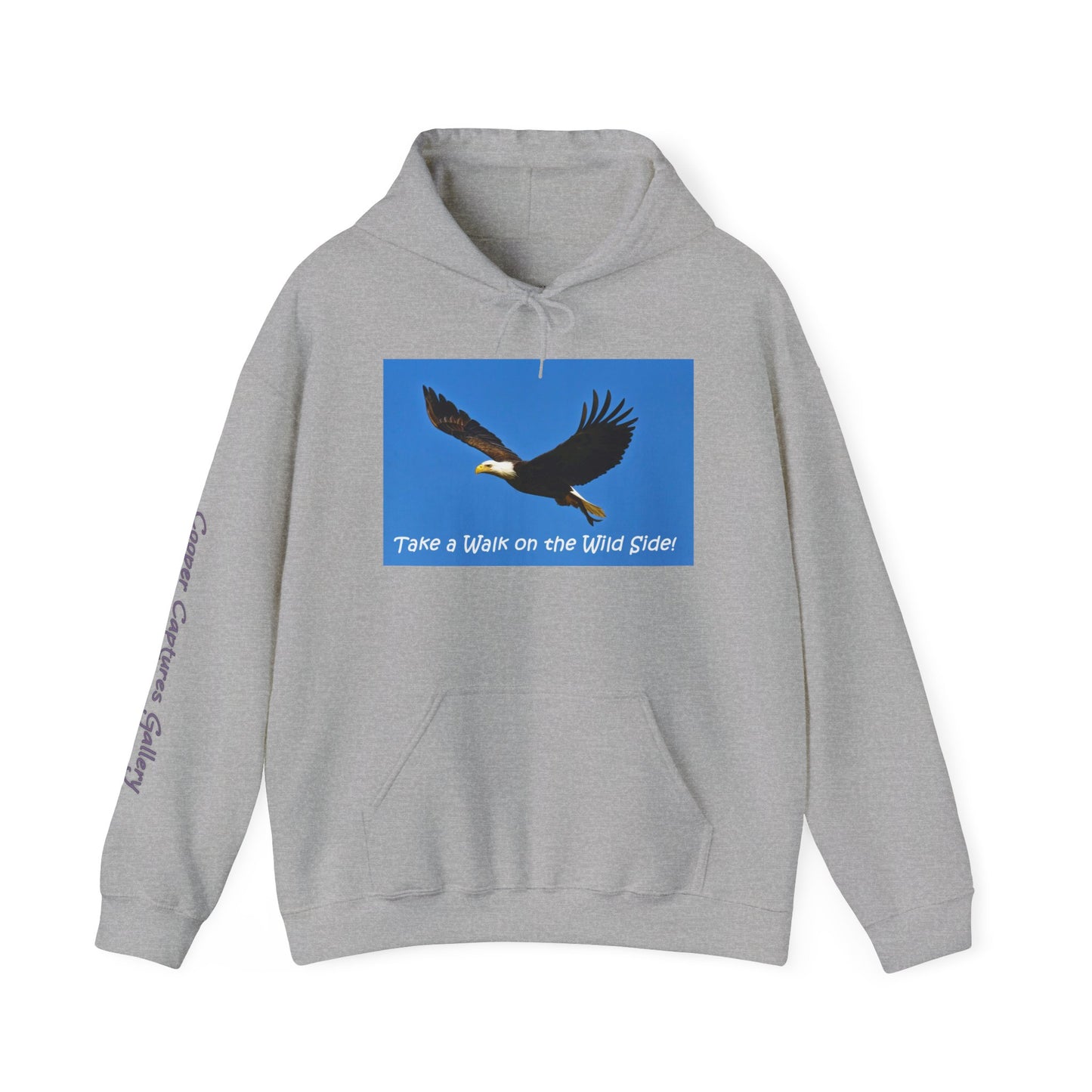 American Bald Eagle in Flight - Heavy Blend™ Hooded Sweatshirt