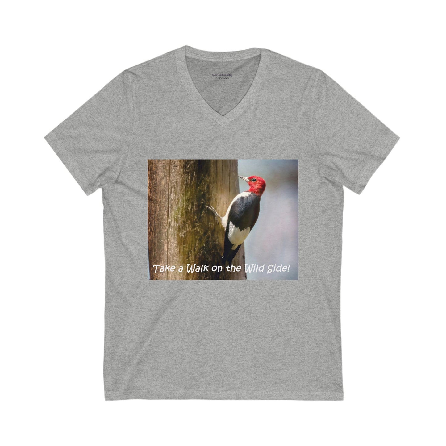 Red-Headed Woodpecker on a tree - V-Neck Tee-Shirt
