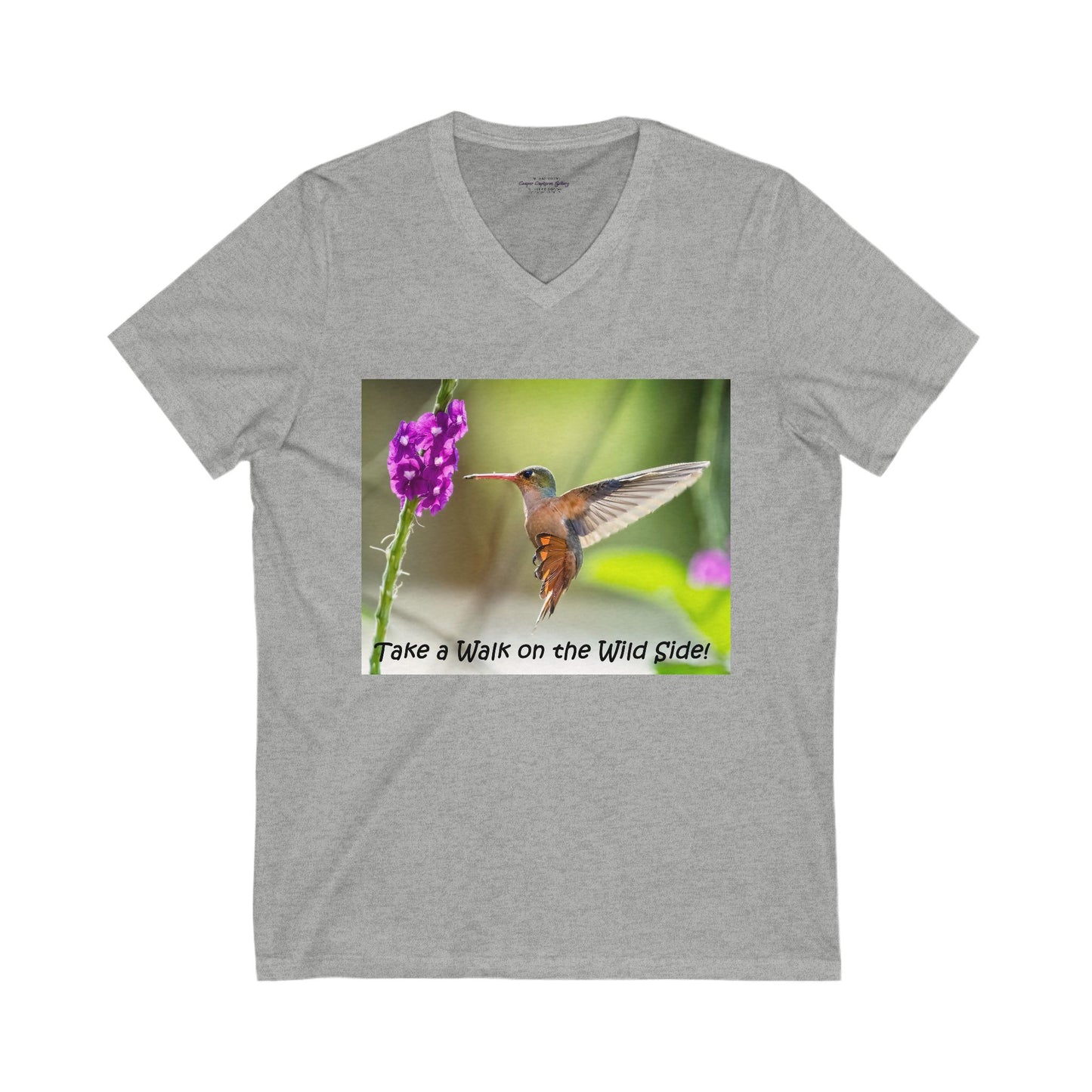 Costa Rican Rufous-Tailed Hummingbird sipping from a flower - V-Neck Tee-Shirt