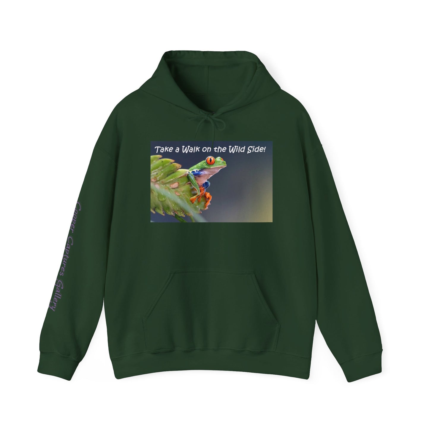 Costa Rican Red-Eyed Tree Frog in a leaf - Heavy Blend™ Hooded Sweatshirt