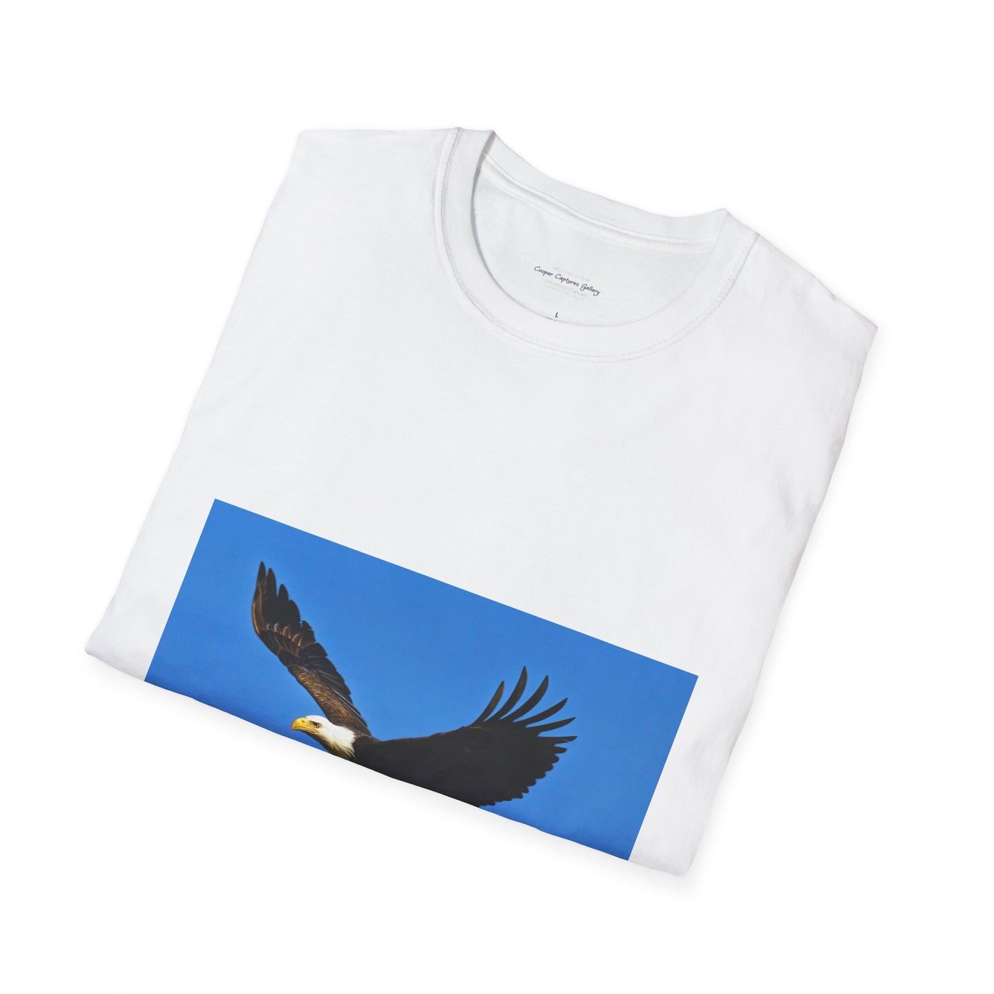 American Bald Eagle in flight - T-shirt