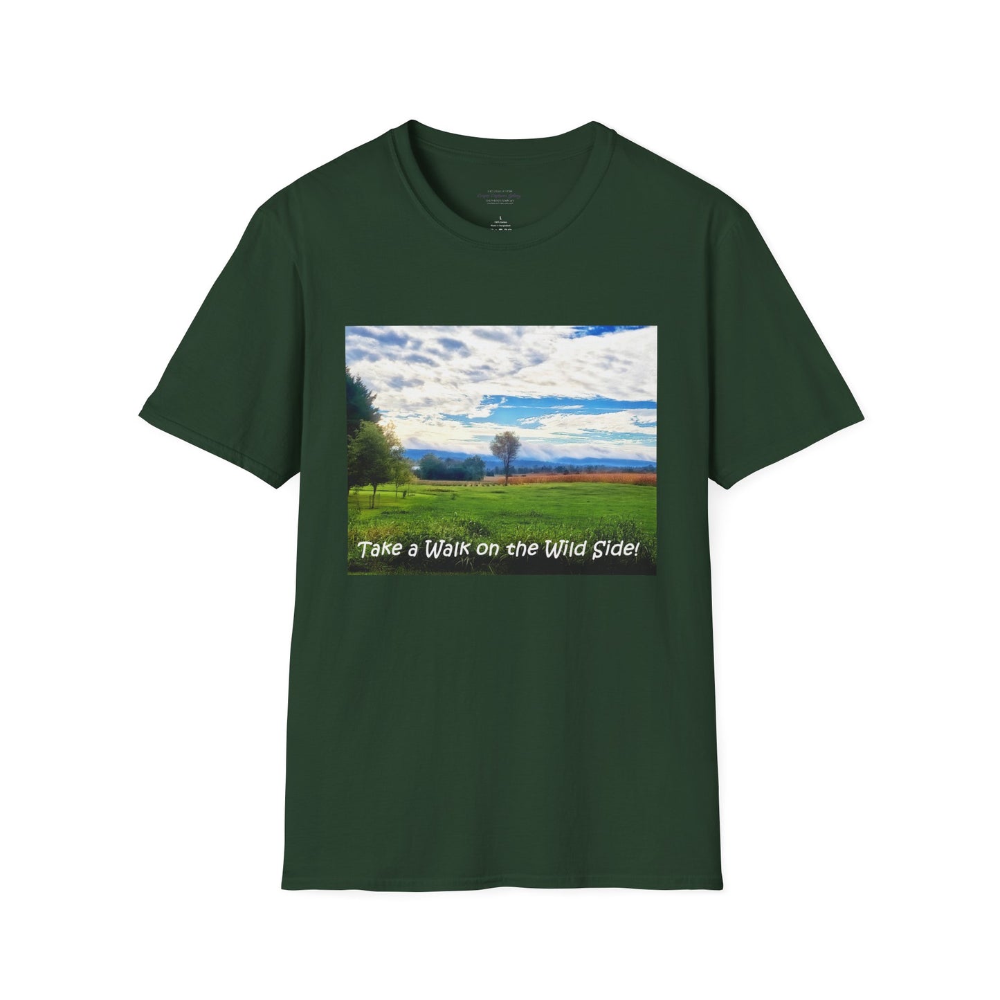 Sunrise sky in spring - T-Shirt