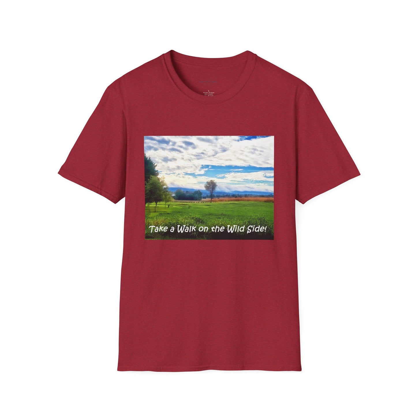 Sunrise sky in spring - T-Shirt