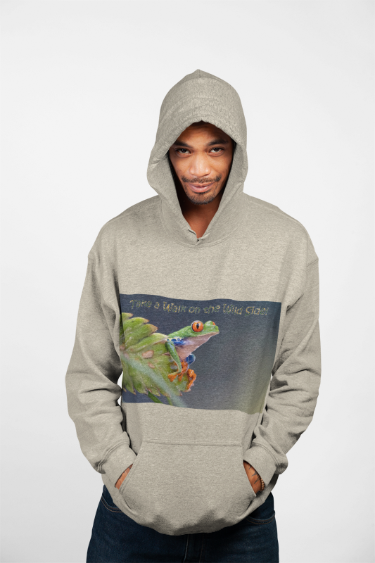 Costa Rican Red-Eyed Tree Frog in a leaf - Heavy Blend™ Hooded Sweatshirt