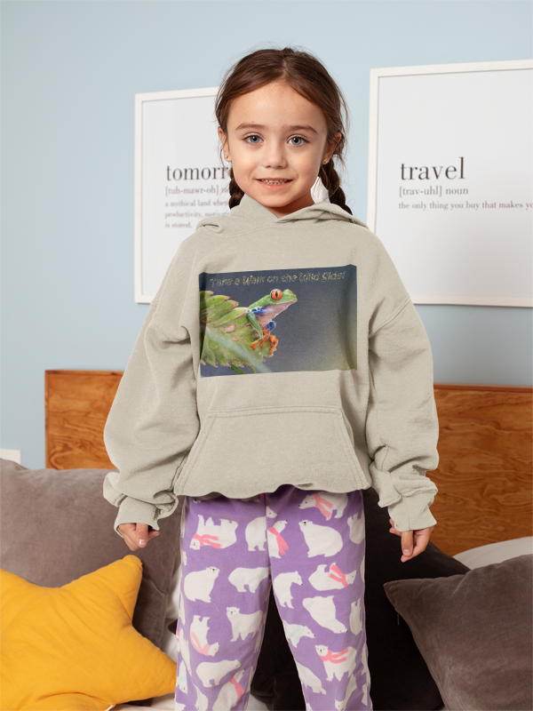 Costa Rican Red-Eyed Tree Frog in a leaf - Heavy Blend™ Hooded Sweatshirt