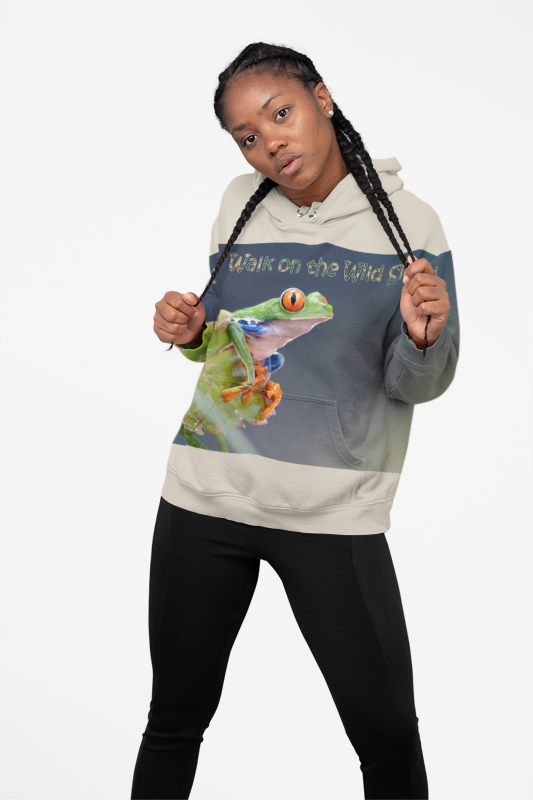 Costa Rican Red-Eyed Tree Frog in a leaf - Heavy Blend™ Hooded Sweatshirt