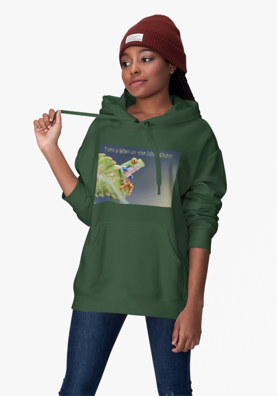 Costa Rican Red-Eyed Tree Frog in a leaf - Heavy Blend™ Hooded Sweatshirt