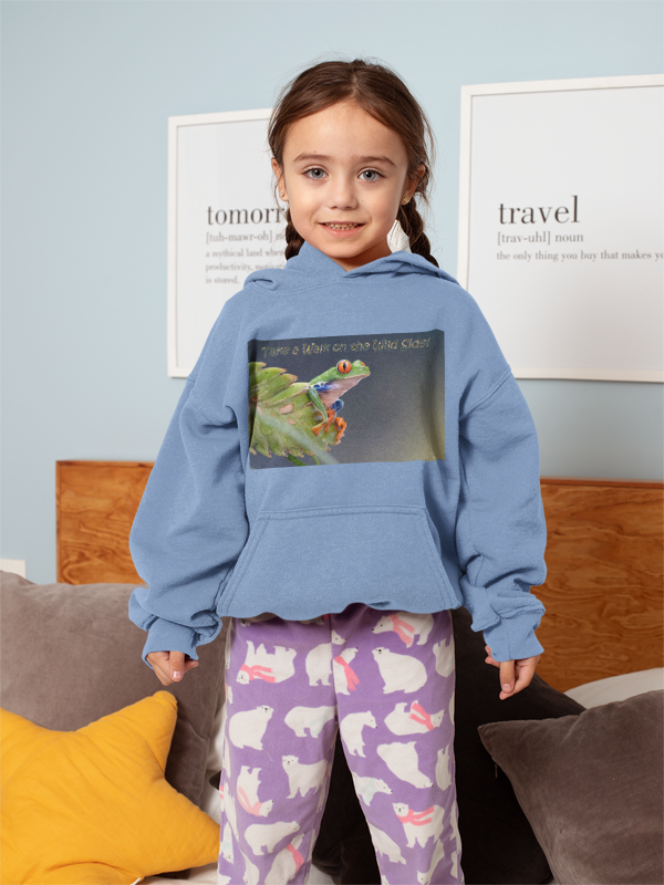 Costa Rican Red-Eyed Tree Frog in a leaf - Heavy Blend™ Hooded Sweatshirt
