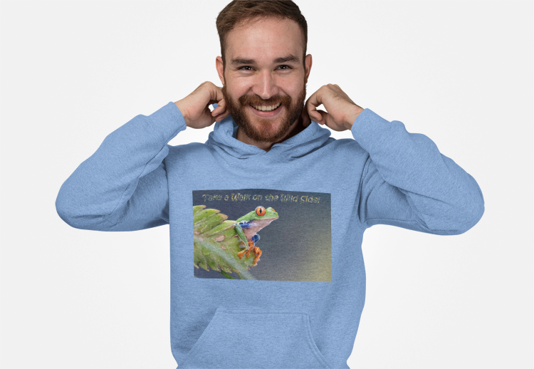 Costa Rican Red-Eyed Tree Frog in a leaf - Heavy Blend™ Hooded Sweatshirt