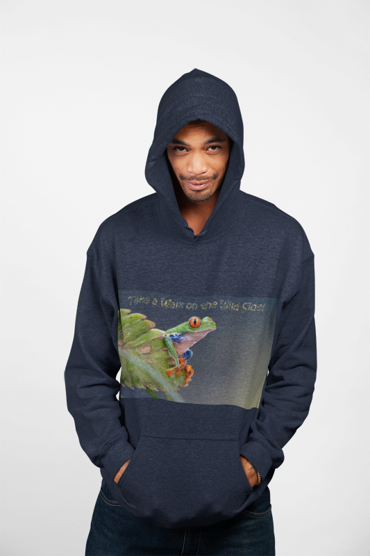 Costa Rican Red-Eyed Tree Frog in a leaf - Heavy Blend™ Hooded Sweatshirt