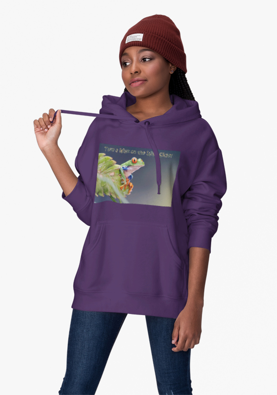Costa Rican Red-Eyed Tree Frog in a leaf - Heavy Blend™ Hooded Sweatshirt