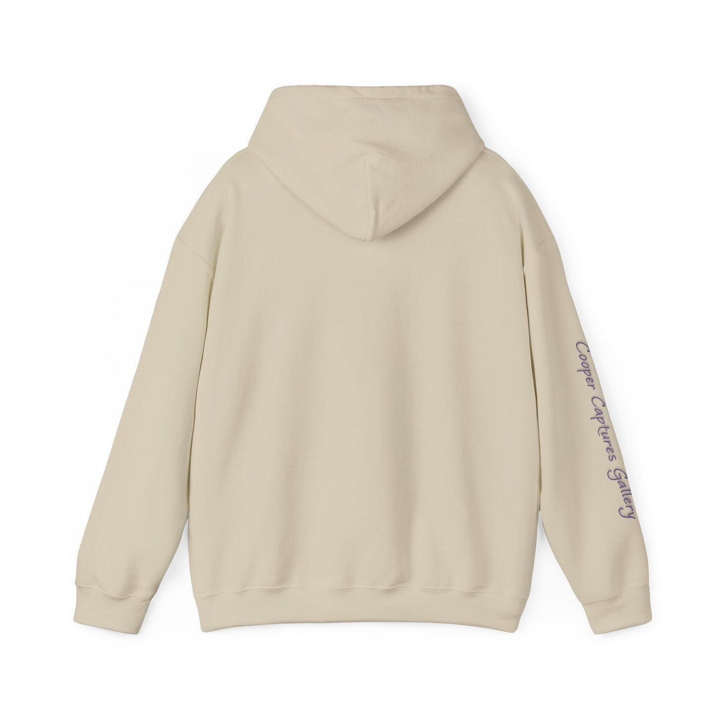 Sparrow in an evergreen with snow - Heavy Blend™ Hooded Sweatshirt