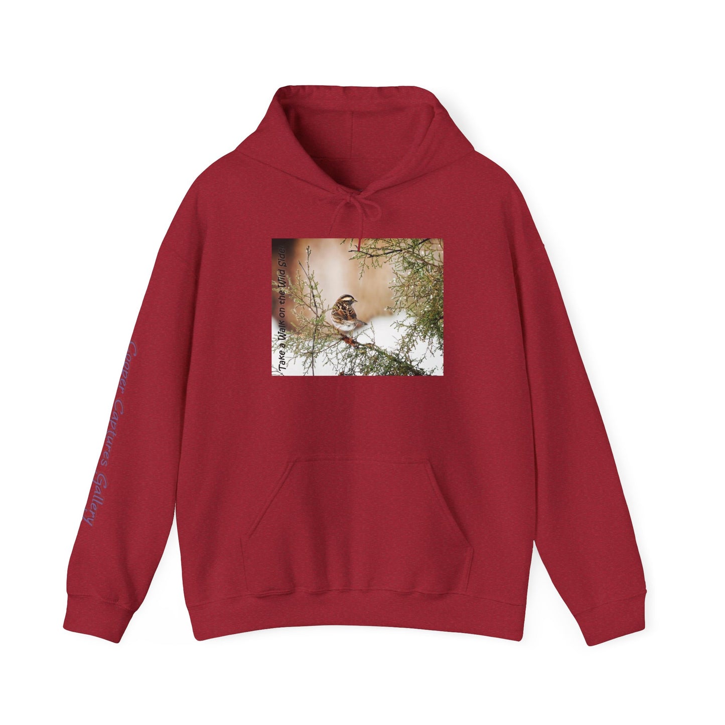 Sparrow in an evergreen with snow - Heavy Blend™ Hooded Sweatshirt