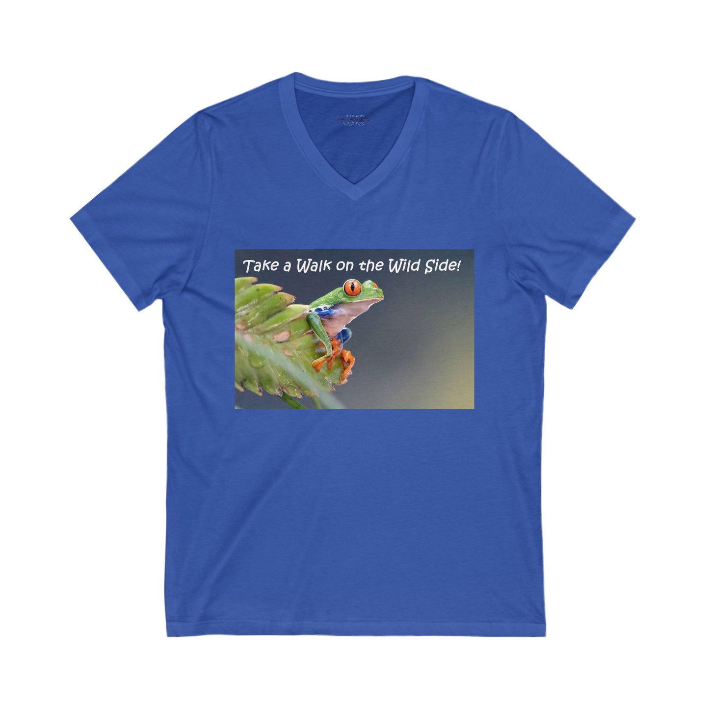 Costa Rican Red-Eyed Tree Frog on a leaf - V-Neck Tee-Shirt