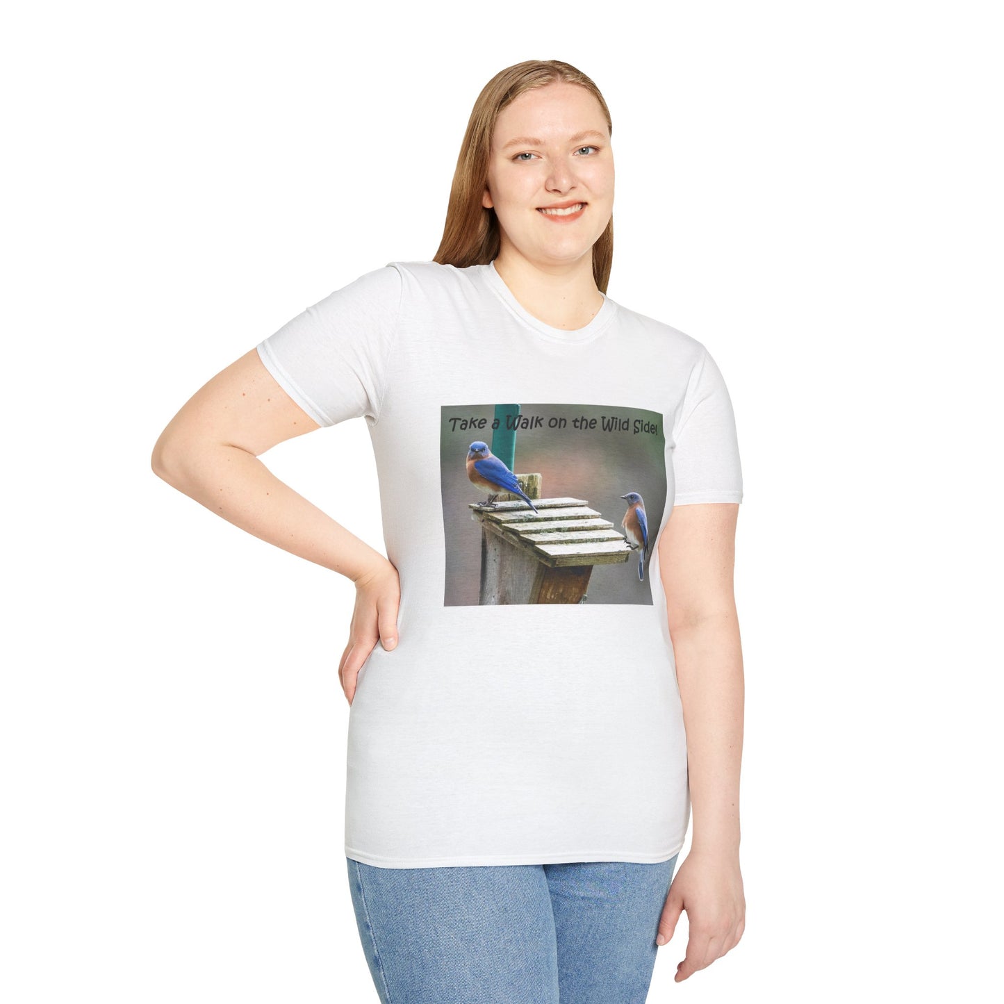 Bluebirds looking at real estate - T-shirt
