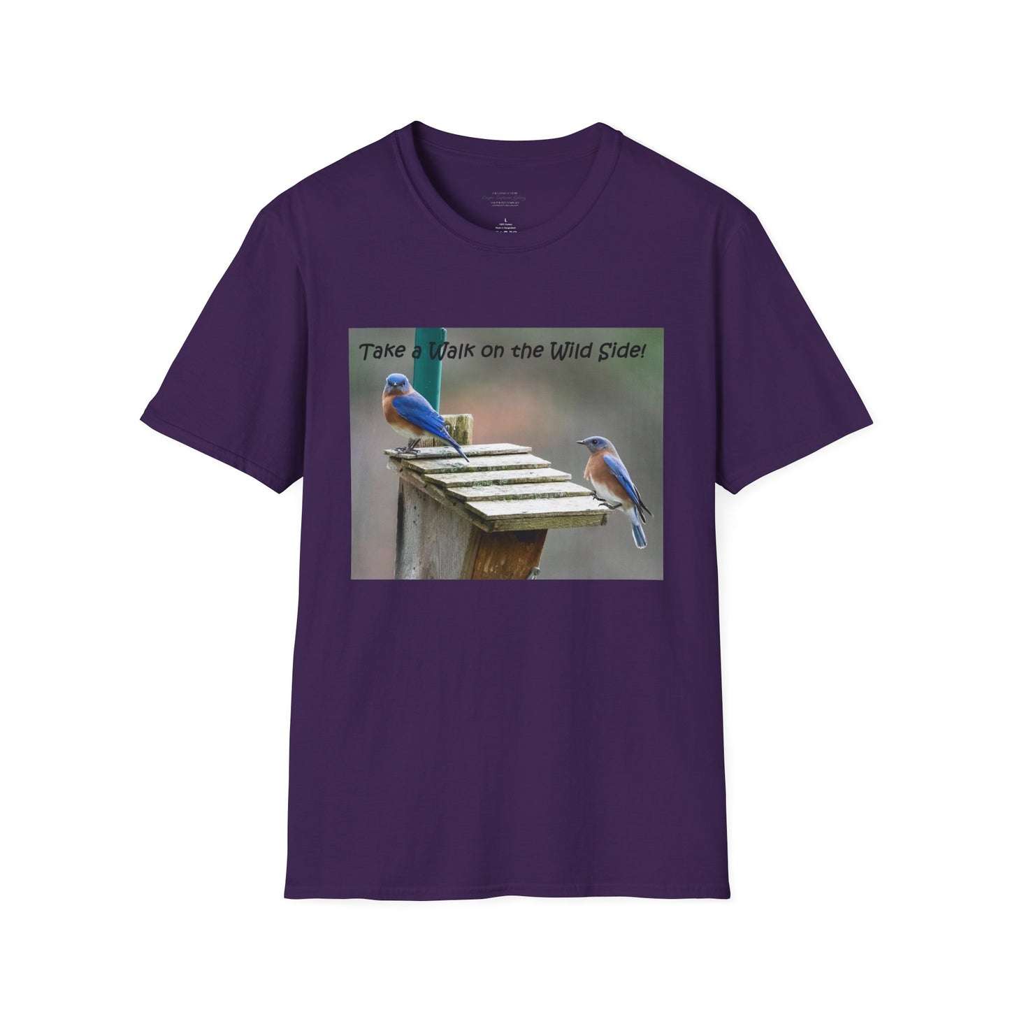 Bluebirds looking at real estate - T-shirt