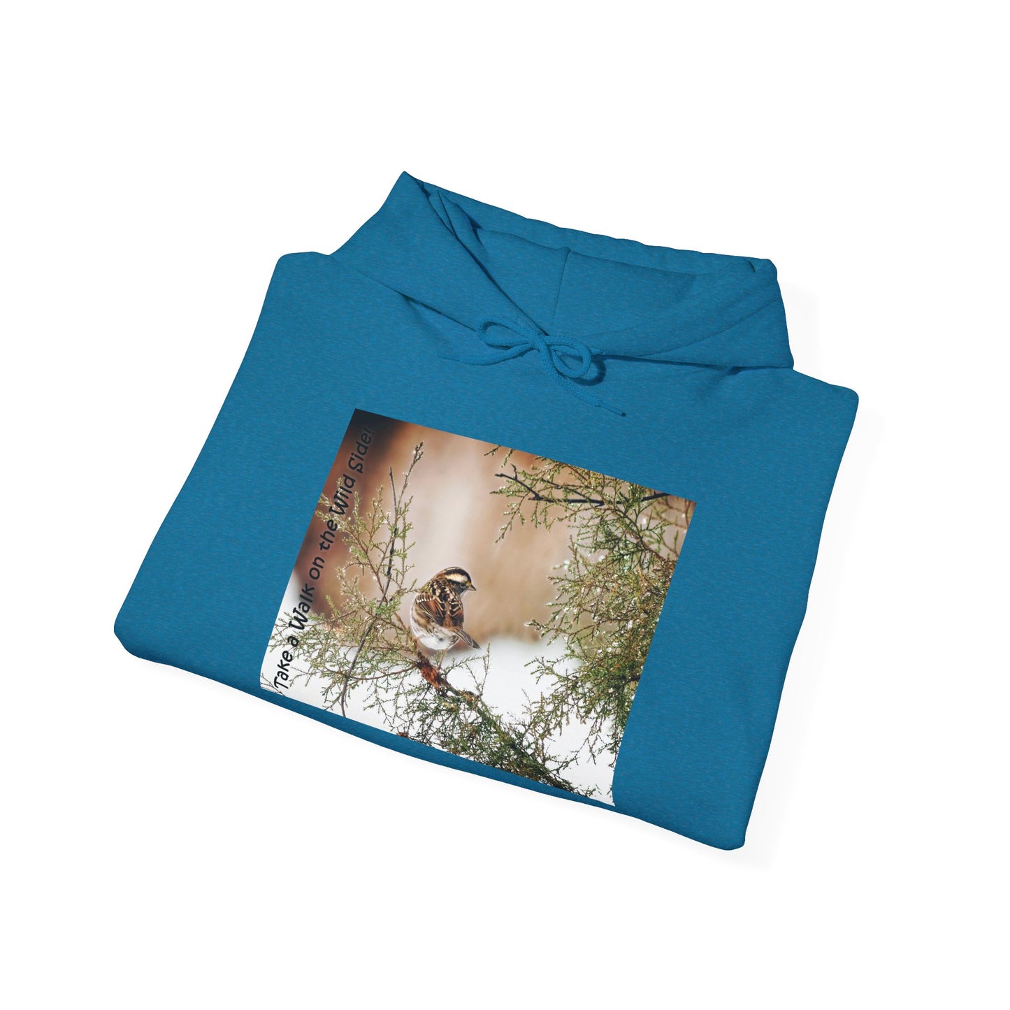 Sparrow in an evergreen with snow - Heavy Blend™ Hooded Sweatshirt