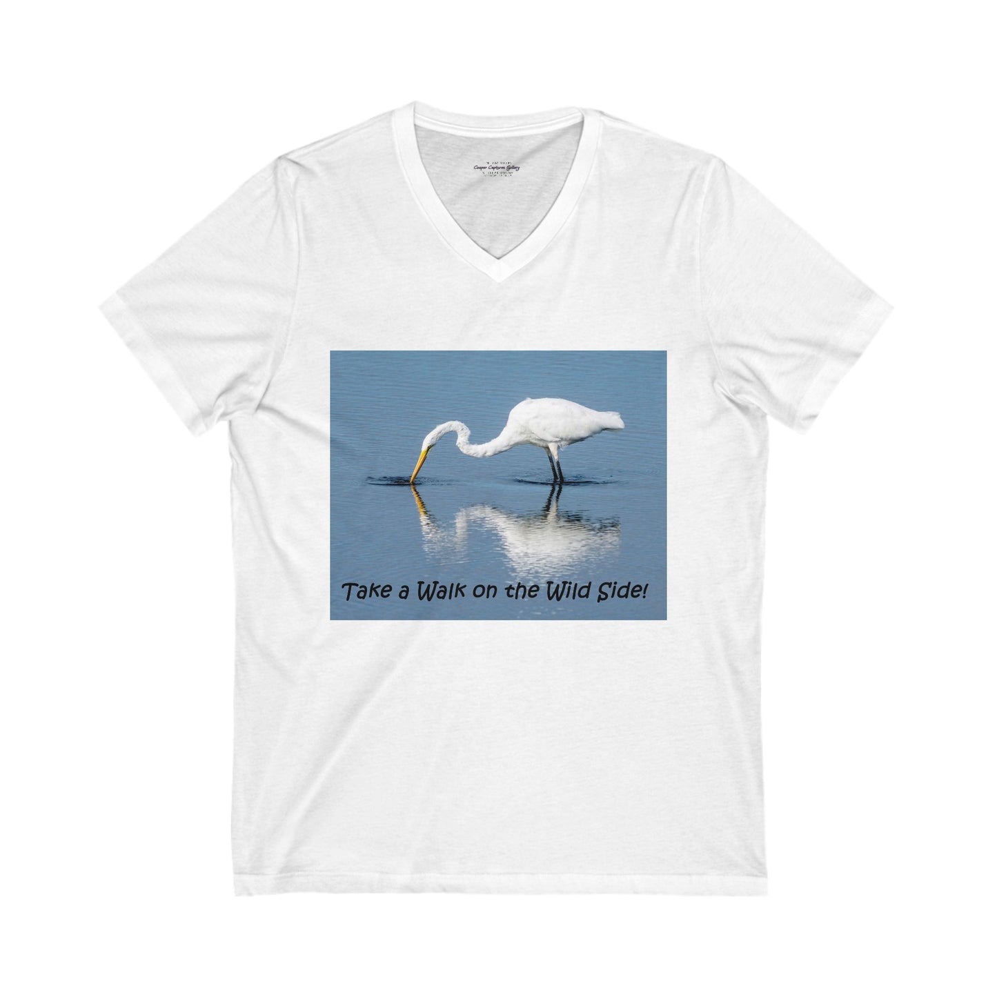Regal Egret fishing for food - T-shirt