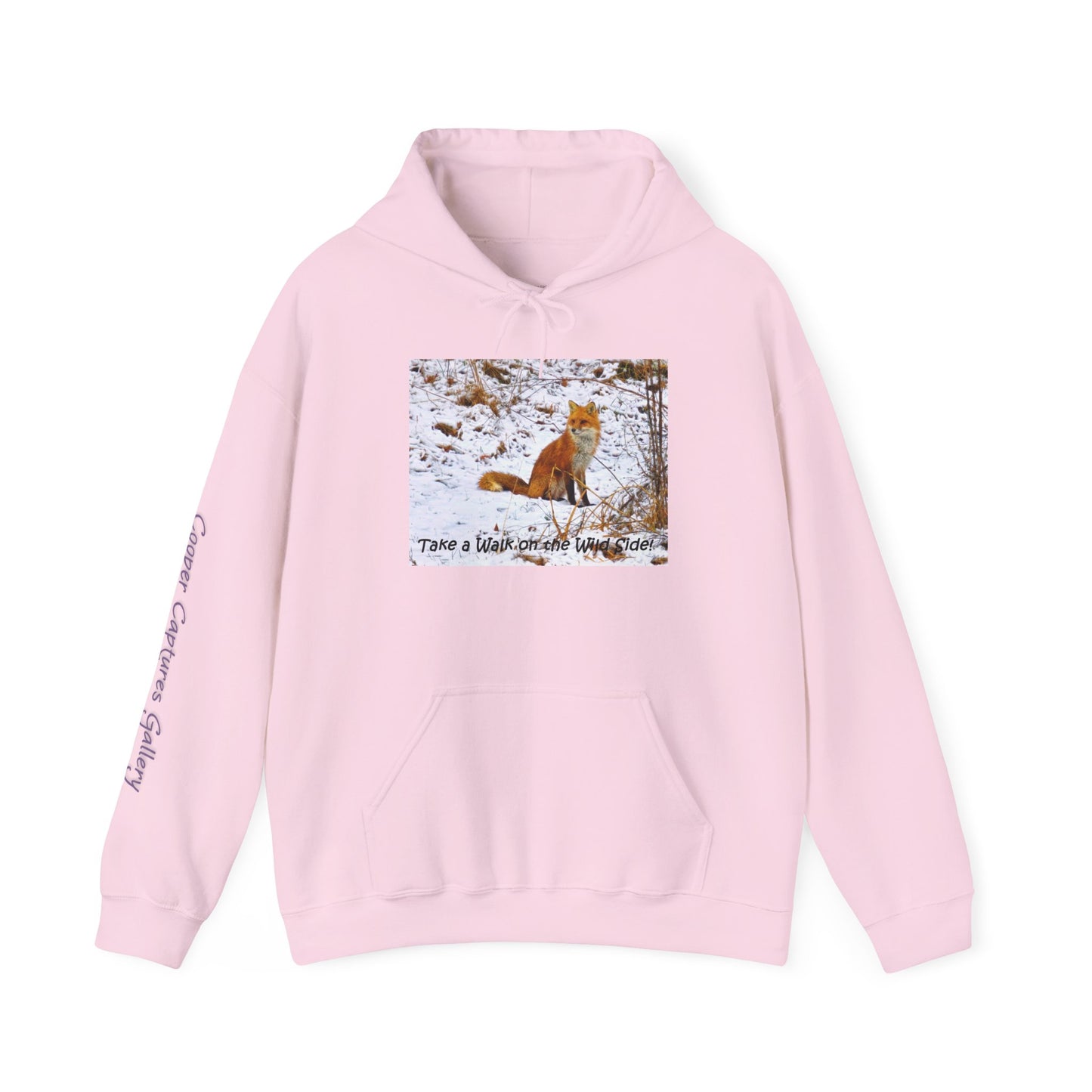 Red Fox in winter time - Heavy Blend™ Hooded Sweatshirt