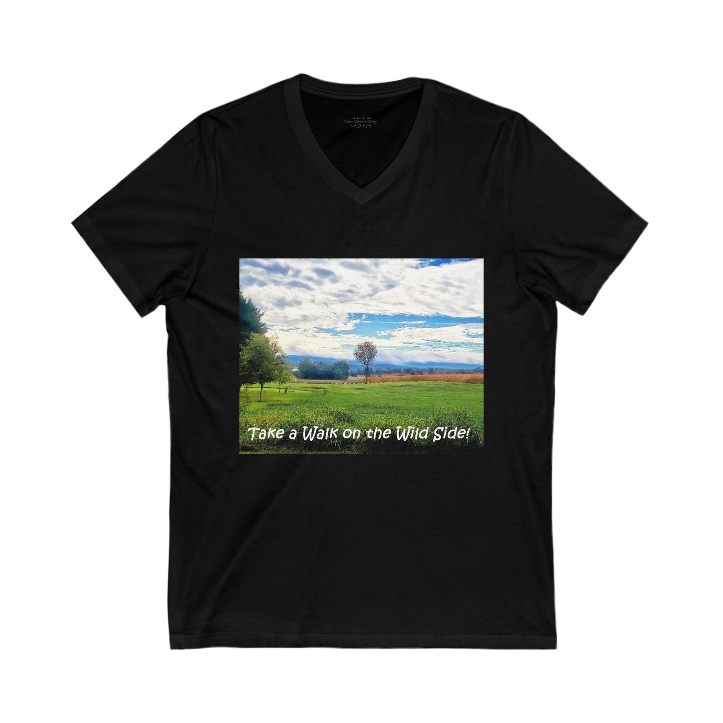 Sunrise sky in spring - V-Neck Tee-Shirt
