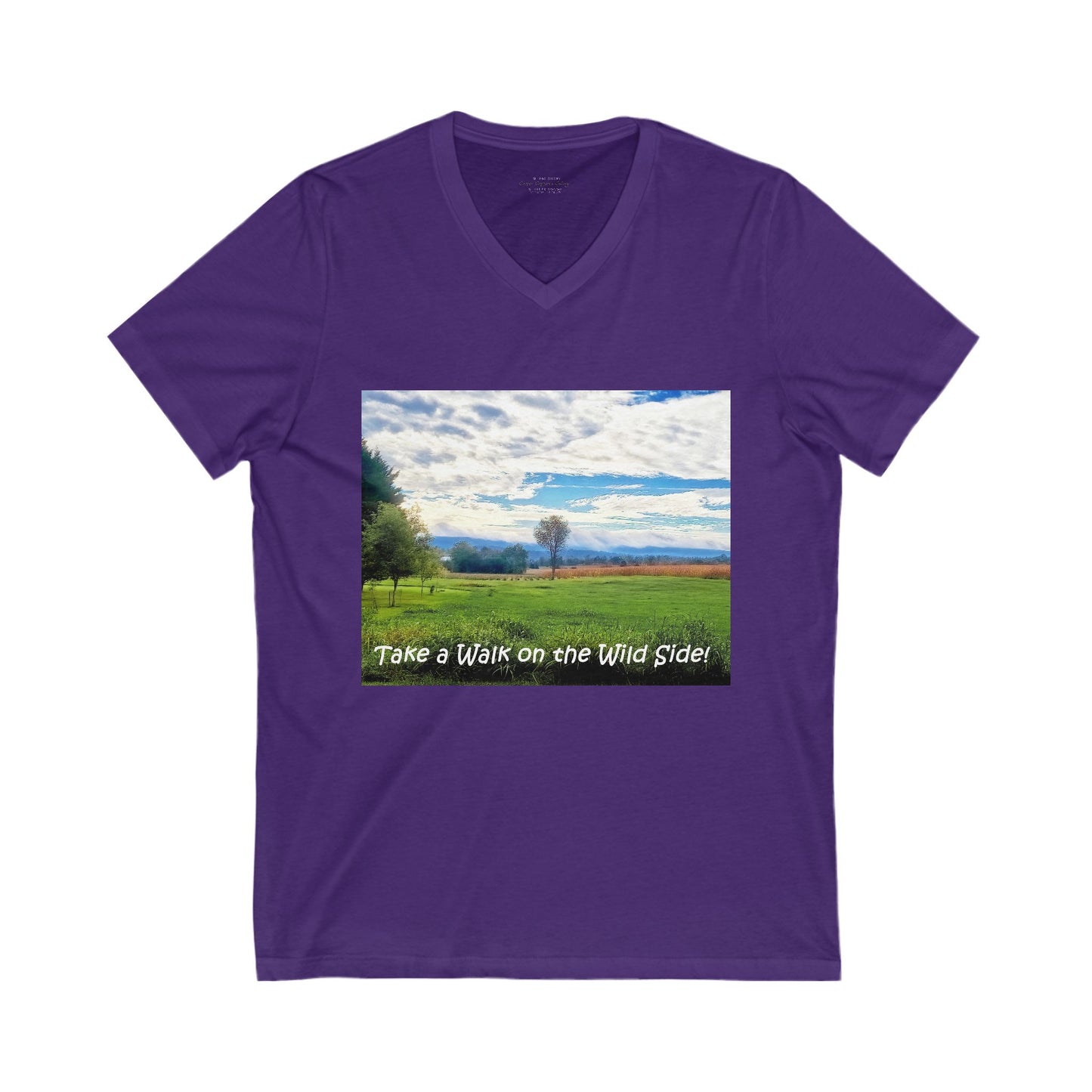 Sunrise sky in spring - V-Neck Tee-Shirt