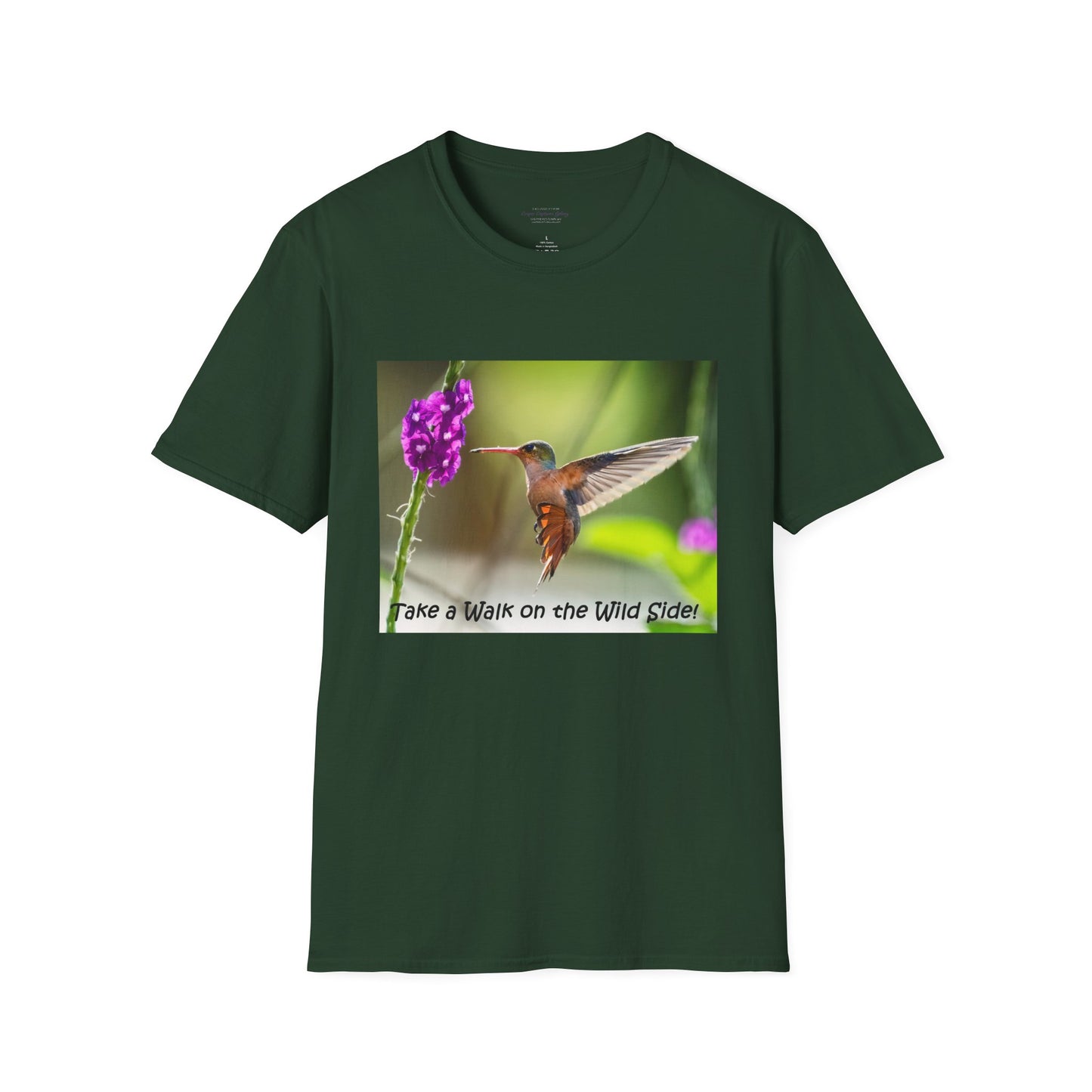 Costa Rican Rufous-tailed hummingbird in flight - T-shirt