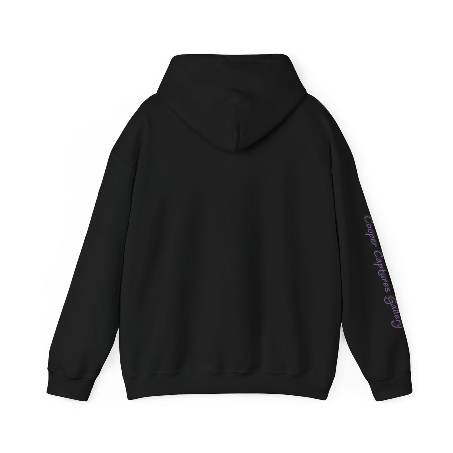 Sparrow in an evergreen with snow - Heavy Blend™ Hooded Sweatshirt